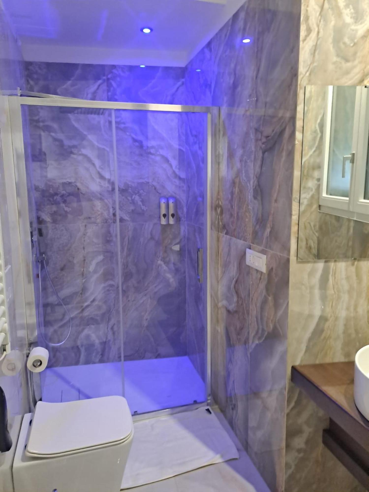 Hotel Le Stanze Di Venere Neapol Zewnętrze zdjęcie